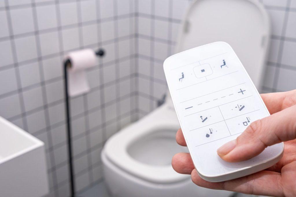 smart-toilet-remote-control