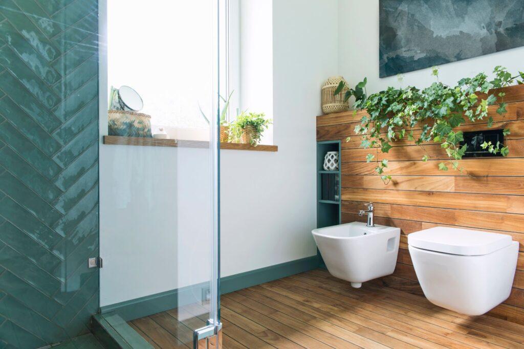 bathroom-plants-wood-floor